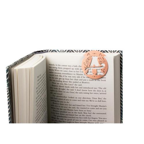 Метален книгоразделител буква A